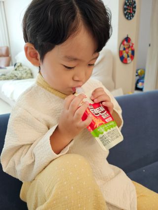 프리캠페인용 [한미사이언스] 우리 아이 튼튼, 엄마 마음 든든! 마시는텐텐 플러스 (100ml*10입) — 5점을 준 리뷰어가 2023년 9월 올린 사용 사진