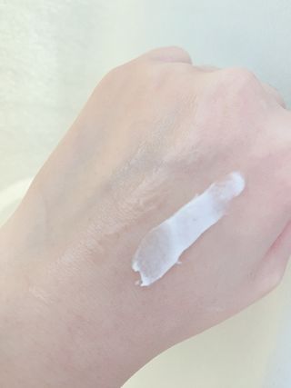 조아산코스메틱 승비 에센스 프리아포 오리엔탈 허브 크림 + 승비 에센스 프리아포 오리엔탈 허브 스킨 SET — 4점을 준 리뷰어가 2021년 11월 올린 사용 사진