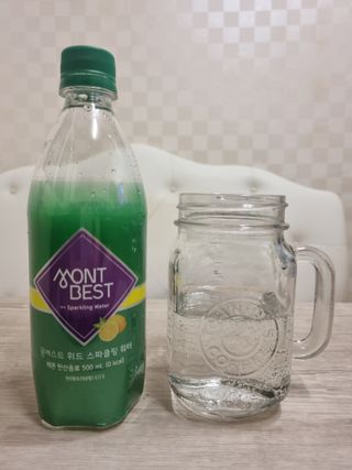 몽베스트 Montbest with Sparkling water Lemon OR Lime 20병(랜덤) — 5점을 준 리뷰어가 2021년 10월 올린 사용 사진