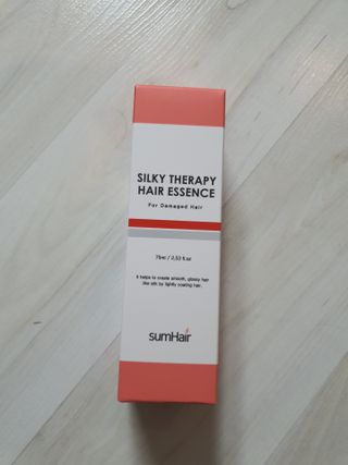 썸헤어 / SUMHAIR 썸헤어 실키 테라피 헤어 에센스 — 5점을 준 리뷰어가 2021년 4월 올린 사용 사진