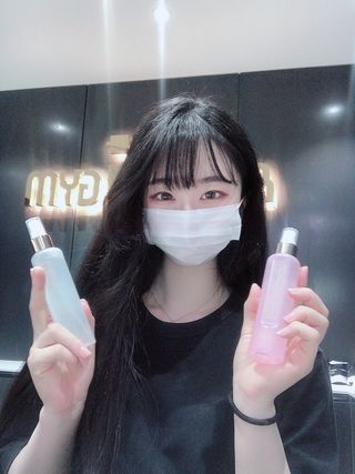 멈칫 X 최준 헤어 앤 바디미스트 소프트블루솝, 마젠타레이디 2종 — 5점을 준 리뷰어가 2021년 6월 올린 사용 사진