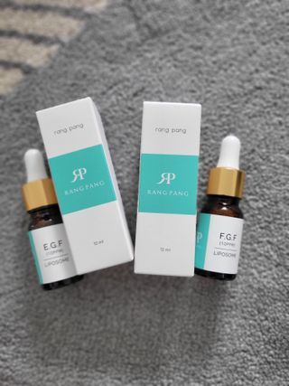 랑팡 EGF+FGF 10ppm 리포좀 앰플 원액 10ml — 5점을 준 리뷰어가 2021년 11월 올린 사용 사진