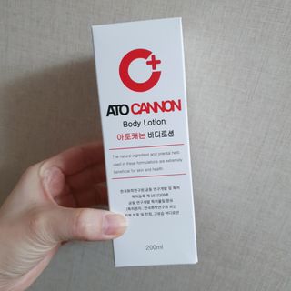 아토캐논(ATO CANNON) 아토캐논 고보습 바디로션 200ml — 5점을 준 리뷰어가 2022년 12월 올린 사용 사진