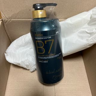 [포레스트스토리] 탈모증상완화 샴푸 1,000ml — 5점을 준 리뷰어가 2022년 8월 올린 사용 사진