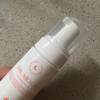MF프리 [닥터문] 유산균 락토케어 질경초 여성청결제 200ml (폼타입) — 3.5점을 준 리뷰어가 2022년 9월 올린 사용 사진