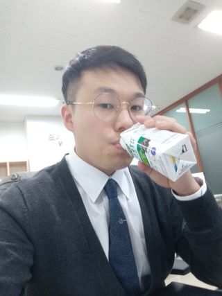 셀렉스스포츠 셀렉스 스포츠 드링크 초콜릿 _ 330ml x 12팩 — 5점을 준 리뷰어가 2021년 12월 올린 사용 사진