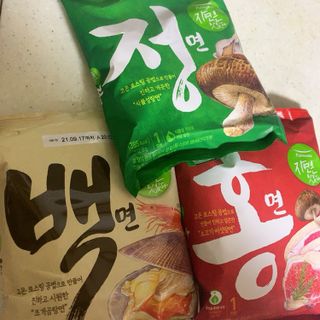 [풀무원] 자연은맛있다 정면, 백면, 홍면  세트 — 5점을 준 리뷰어가 2021년 4월 올린 사용 사진
