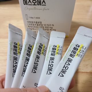 체인미 국화꽃 추출분말 에스오에스 곡류효소 과일채소 17종 혼합 분말 스틱 — 5점을 준 리뷰어가 2021년 12월 올린 사용 사진