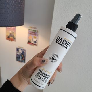 다슈코리아 다슈 포 맨 프리미엄 메가 홀드 슈퍼 스프레이 250ml — 5점을 준 리뷰어가 2021년 4월 올린 사용 사진