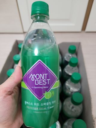 몽베스트 Montbest with Sparkling water Lime20병 — 5점을 준 리뷰어가 2021년 10월 올린 사용 사진