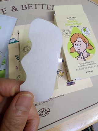 세뚜아(Cettua) 세뚜아 스티키 포어 패치 Cettua Sticky Pore Patch — 4점을 준 리뷰어가 2023년 7월 올린 사용 사진