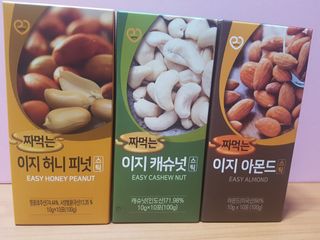 짜먹는 이지견과 짜먹는 이지아몬드, 짜먹는 이지허니피넛, 짜먹는 이지캐슈넛 각 10g X  10포 — 5점을 준 리뷰어가 2021년 2월 올린 사용 사진