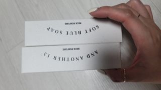 멈칫(MUMCHIT) 넥퍼퓸 NECKPERFUME 2가지 향 — 5점을 준 리뷰어가 2021년 11월 올린 사용 사진