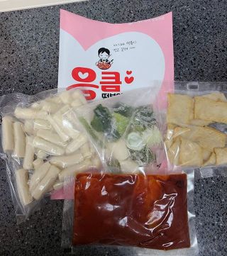 응큼떡볶이 — 5점을 준 리뷰어가 2021년 3월 올린 사용 사진