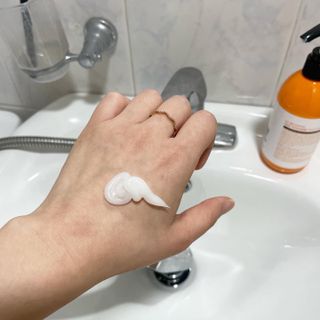 썸헤어 / SUMHAIR 썸헤어 실크 볼륨 샴푸+트리트먼트 프룻자스민티 — 5점을 준 리뷰어가 2021년 7월 올린 사용 사진