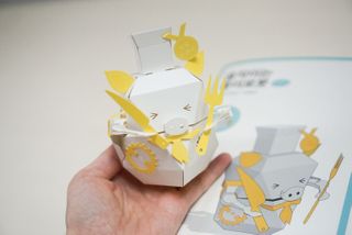 움직이는 종이로봇 - 로빗 로얄버전 움직이는 종이 로봇 - 로빗 — 3점을 준 리뷰어가 2021년 2월 올린 사용 사진