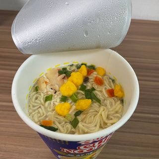 NISSIN 닛신 컵누들  4종 - 씨푸드오리지날, 씨푸드 스파이시, 씨푸드 커리, 씨푸드 XO소스 — 5점을 준 리뷰어가 2022년 12월 올린 사용 사진
