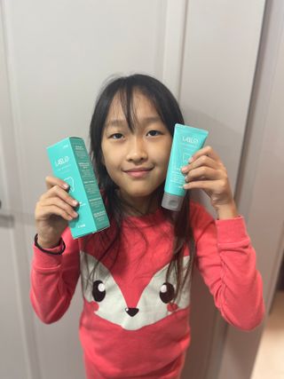 치과에서 쓰는 치약 _ 라벨제로 저불소 꼬마, 키즈, 유아, 베이비, 주니어 안전한 어린이치약 — 5점을 준 리뷰어가 2022년 12월 올린 사용 사진