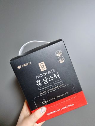 [푸름웰니스] 프리미엄 6년근 홍삼스틱 3mg x 100포 — 5점을 준 리뷰어가 2022년 4월 올린 사용 사진
