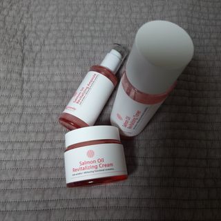 아이앤립 / EYENLIP 아이앤립 연어오일 리바이탈라이징 토너+앰플+크림 3종 세트 — 5점을 준 리뷰어가 2021년 7월 올린 사용 사진