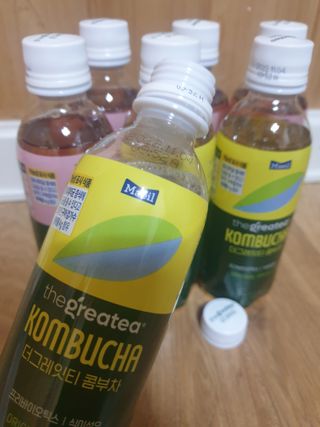 더그레잇티 콤부차 300ml *12개입 (오리지널 6개+베리리치 6개) — 5점을 준 리뷰어가 2022년 7월 올린 사용 사진