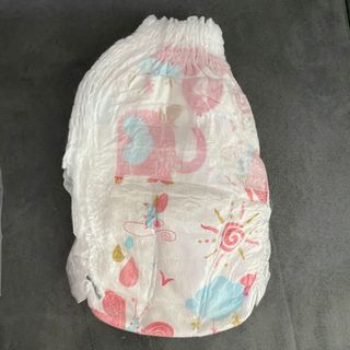 킨도 프리미엄 에어드라이v2 팬티형 기저귀 — 5점을 준 리뷰어가 2021년 7월 올린 사용 사진