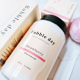 버블데이 아로마/과일 거품 입욕제 — 5점을 준 리뷰어가 2021년 7월 올린 사용 사진