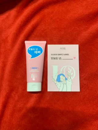 IO 아이오 오늘도 넌 예뻐 - 데일리딥 클렌징폼 — 4점을 준 리뷰어가 2021년 2월 올린 사용 사진