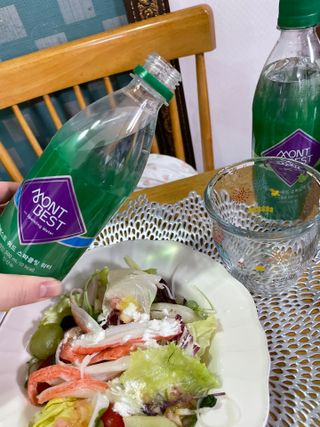 몽베스트 Montbest with Sparkling water Plain 20병 — 5점을 준 리뷰어가 2021년 10월 올린 사용 사진