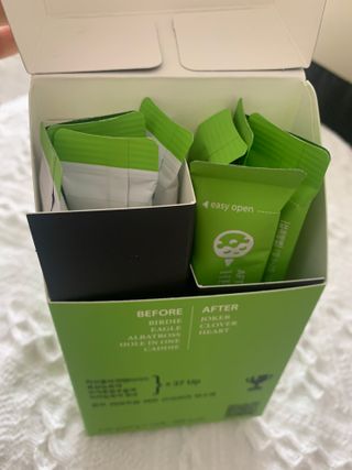 블랙37 골프할 때 골삼 흑삼젤리스틱 20g x 10포 — 3.5점을 준 리뷰어가 2022년 4월 올린 사용 사진