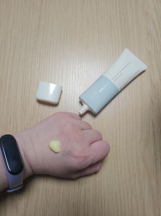 [후르디아] 끈적임 없는 착한성분 비건  핸드크림 3종 — 5점을 준 리뷰어가 2022년 2월 올린 사용 사진