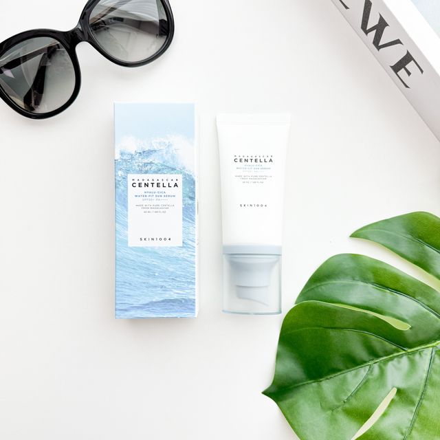 [스킨1004] 마다가스카르 센텔라 히알루-시카 워터핏 선세럼 50ml 리뷰 사진
