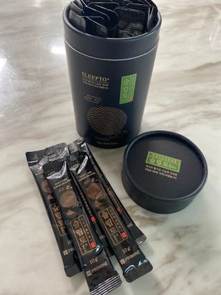 프리마인 자체 기업부설 연구소에서 찾아낸 건강한 수면의 비밀.  슬립토 플러스 30포 — 5점을 준 리뷰어가 2022년 8월 올린 사용 사진