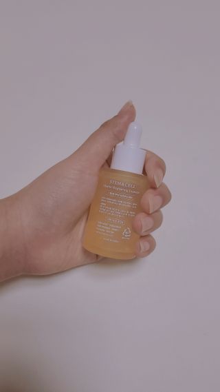 체르엠 스템앤셀 비타민 브라이트닝 에센스 30ml 1개 — 5점을 준 리뷰어가 2021년 10월 올린 사용 사진