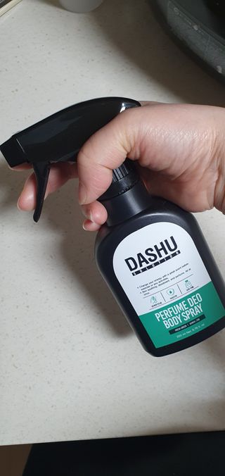 다슈코리아 다슈 솔루션 퍼퓸 데오 바디스프레이 프레쉬 그린 200ml — 5점을 준 리뷰어가 2021년 5월 올린 사용 사진