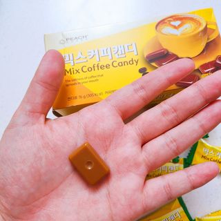 (주) 피치코리아 믹스커피캔디76g x2개입 — 5점을 준 리뷰어가 2022년 11월 올린 사용 사진