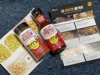 [서울시스터즈] 김치시즈닝 국내 최초 뿌려먹는 김치파우더 100g 1개+ 신제품 고추장 핫소스 185g 1개 — 4.5점을 준 리뷰어가 2021년 9월 올린 사용 사진