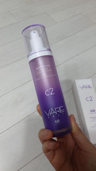 바르셀 주름개선 리프팅 영양크림 인텐시브 리포좀 더블크림-C2 50ml — 5점을 준 리뷰어가 2021년 11월 올린 사용 사진