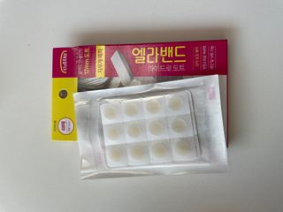 올리브영 엘라밴드 하이드로 도트 스팟패치 12mm, 티트리 — 5점을 준 리뷰어가 2022년 9월 올린 사용 사진