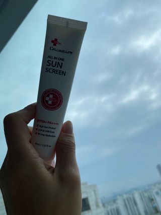 닥터셀멜로 셀멜로 올인원 선스크린 — 4.5점을 준 리뷰어가 2021년 4월 올린 사용 사진