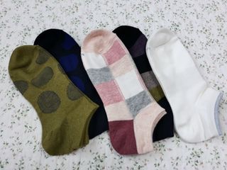 [사이즈가 있는 양말 필로이] 여자 스니커즈 발목 양말 5족 세트【 S, M, L, 】3가지 사이즈 — 5점을 준 리뷰어가 2022년 7월 올린 사용 사진