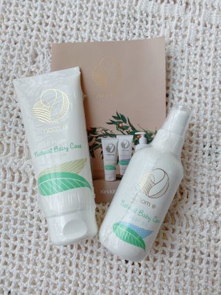 mom e 맘이 내추럴 베이비 케어 크림+바디오일 — 5점을 준 리뷰어가 2021년 1월 올린 사용 사진