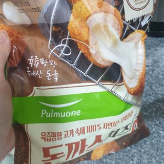 [풀무원] 치즈볼 2종-돈까스치즈볼, 감자치즈볼 — 5점을 준 리뷰어가 2021년 4월 올린 사용 사진