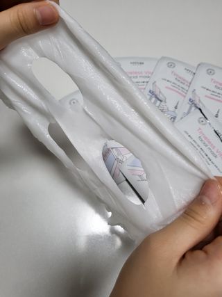 세뚜아(Cettua) [세뚜아] 타임리스 바이탈 페이셜 마스크팩  Cettua Timeless  Vital Mask 5매 — 5점을 준 리뷰어가 2024년 1월 올린 사용 사진