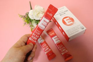 [인디닥터] 타이탄 BCAA 프로틴 젤리스틱 — 5점을 준 리뷰어가 2022년 5월 올린 사용 사진