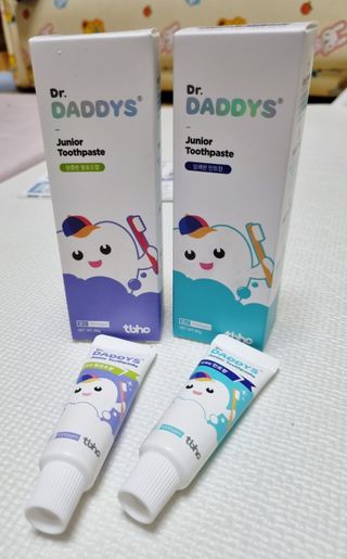 닥터데디스 안심불소 튼튼치약(청포도, 민트 중 택 1) 60g + 여행용 미니 치약 15g — 5점을 준 리뷰어가 2022년 9월 올린 사용 사진