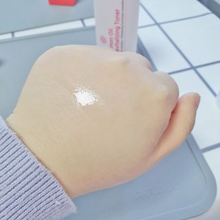 아이앤립 / EYENLIP 아이앤립 연어오일 리바이탈라이징 토너 — 5점을 준 리뷰어가 2021년 4월 올린 사용 사진