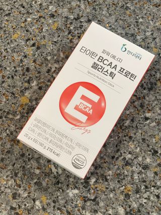 [인디닥터] 타이탄 BCAA 프로틴 젤리스틱 — 4점을 준 리뷰어가 2022년 5월 올린 사용 사진