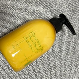 방방곳곳 편림초 마이크로바이옴 샴푸 — 5점을 준 리뷰어가 2022년 3월 올린 사용 사진