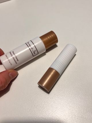 더사가오브수 [사가수] 효혜윤 보태니컬 에너지 에센스인로션 20ml /아이포올 스틱 3g — 5점을 준 리뷰어가 2023년 2월 올린 사용 사진